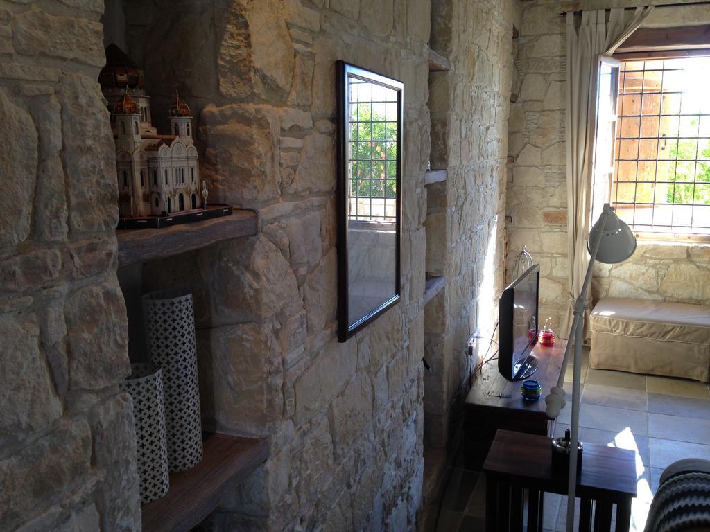 Lofou Traditional Stone House Bagian luar foto