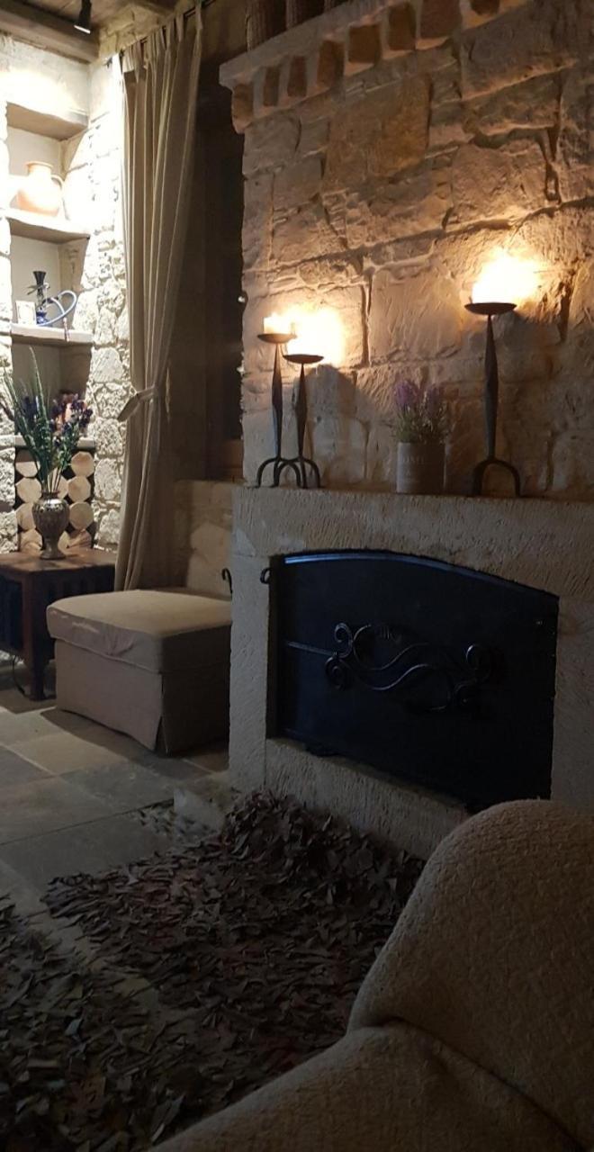 Lofou Traditional Stone House Bagian luar foto